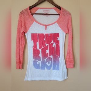 TRUE RELIGION HIPPIE SURF RAGLAN TEE